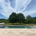 بيت للعطل Magnifique En Pleine Nature, Piscine Et Volley *
